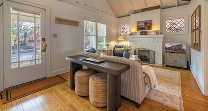 Walkable Cottage In Heart of German Village ~ Close to Everything! Clean + Comfy