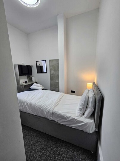 Edinburgh City Hotel