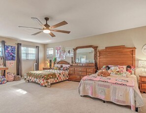 6 habitaciones, tabla de planchar con plancha y wifi gratis 