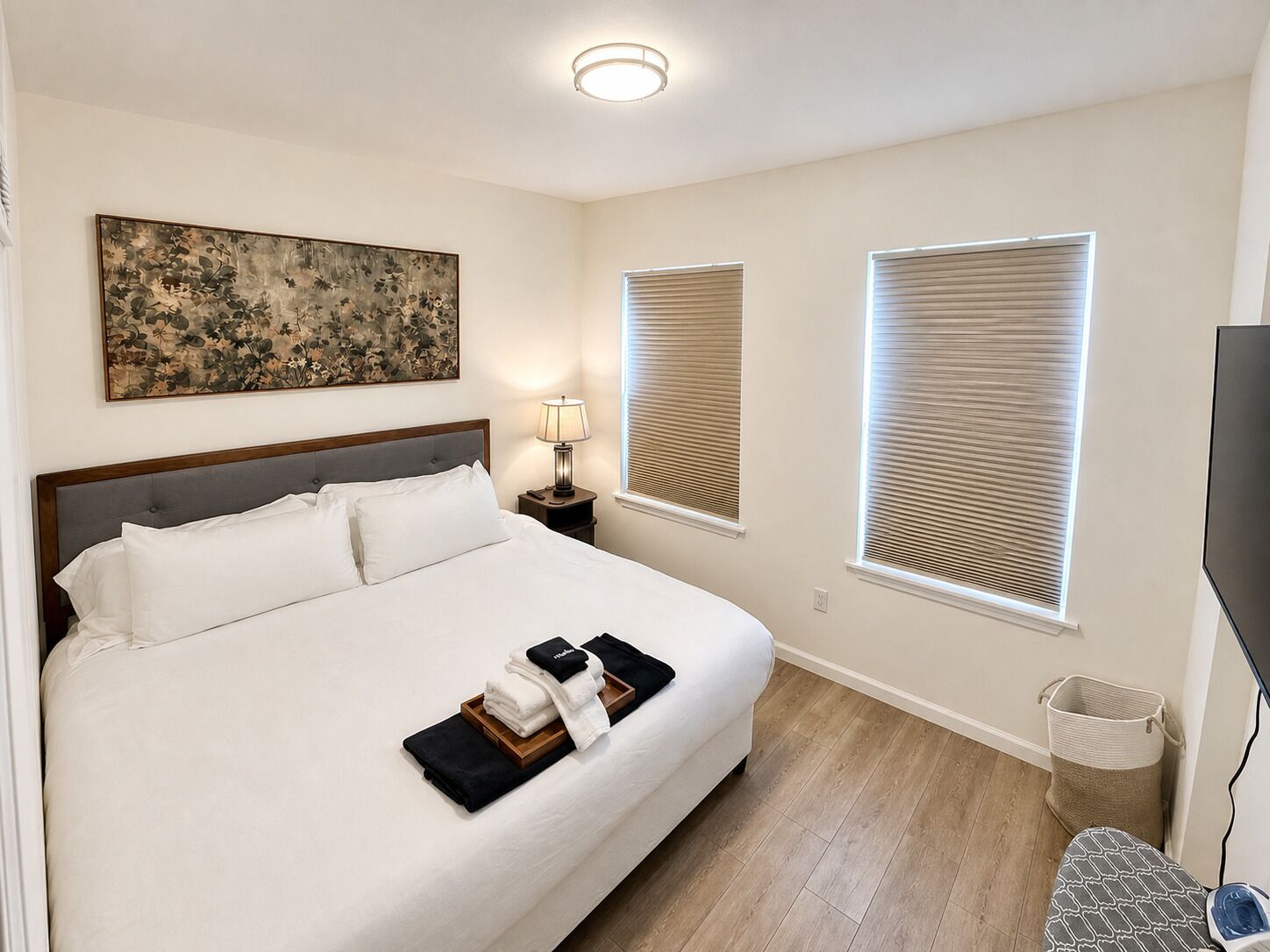 2 chambres, fer et planche à repasser, accès au Wi-Fi (inclus)