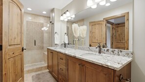 Shower, hair dryer, towels - Friends & Family Year-Round Retreat | Sleeps 12 + Hot Tub (Heber City)