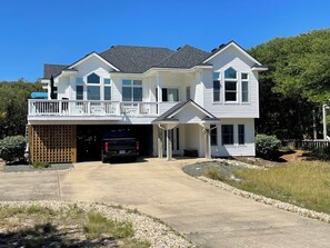 Exterior - New 2026 Rental ~ Spacious Beach House with Hot Tub ~ Easy Walk to the Beach (Kitty Hawk)