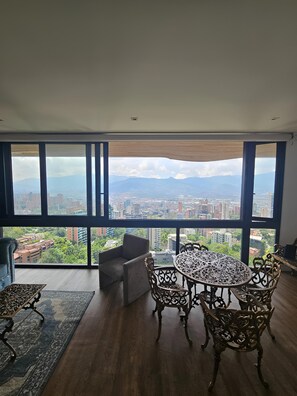 Interior - Luxury Loft in El Poblado with Panoramic View of Medellín (Medellín)