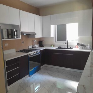 Microwave, oven, stovetop, dishwasher