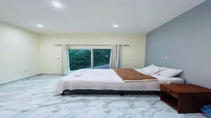 4 chambres, fer et planche à repasser, Wi-Fi, draps fournis