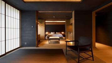 Suite, City View | In-room safe, free WiFi