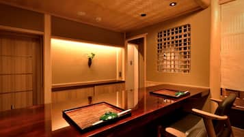 Luxury Suite | Interior