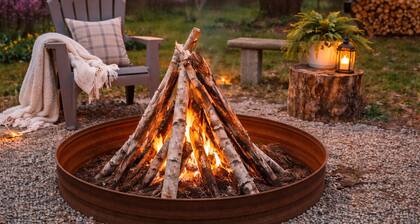 Stardust-A Dreamy Escape at Birch + Flame Hot Tub Near Frankenmuth