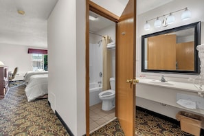 Room - Standard Double with Patio at Indiana Beach Hotel (Monticello)