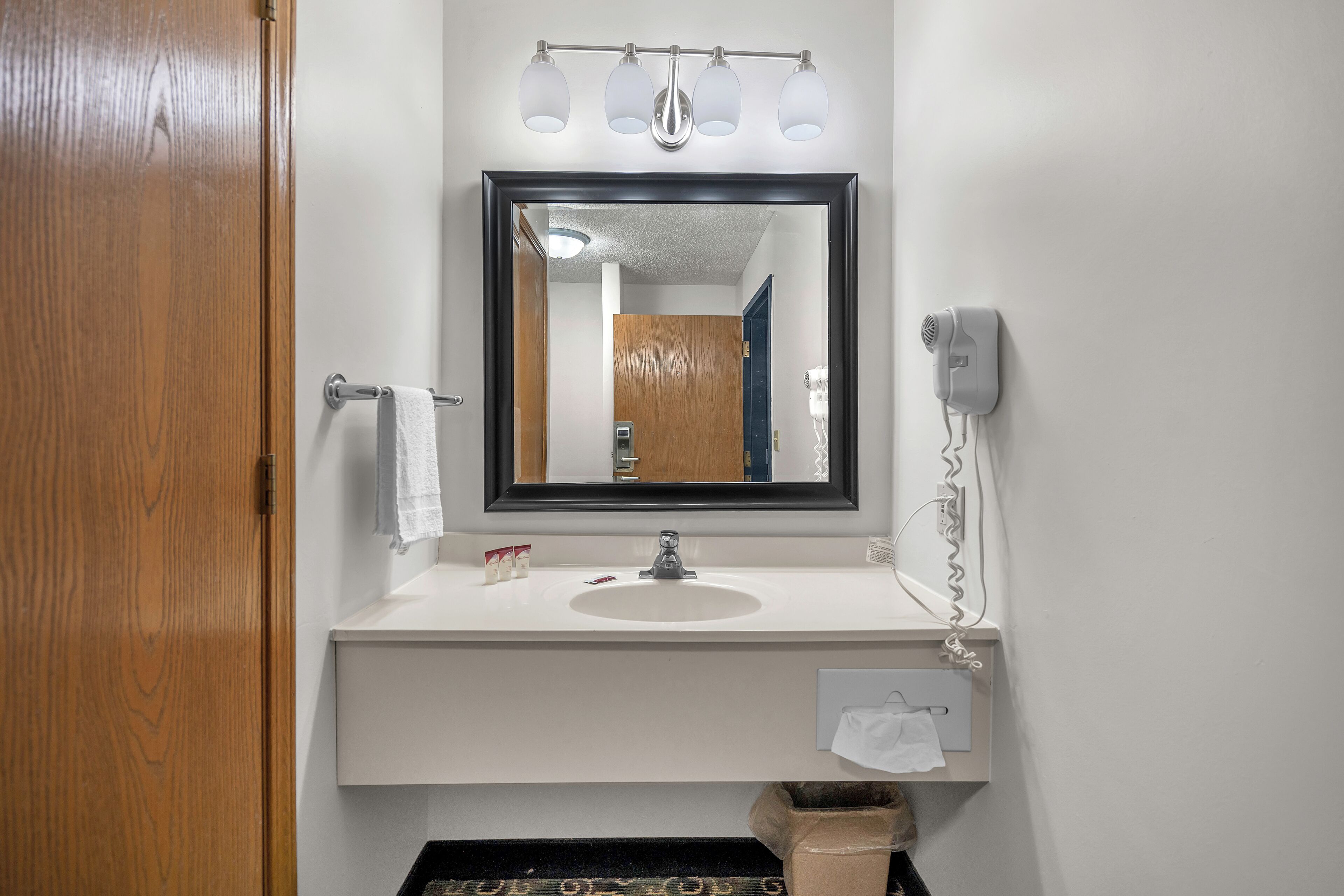 Hair dryer, towels