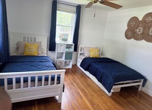 2 quartos, Wi-Fi de cortesia, roupa de cama