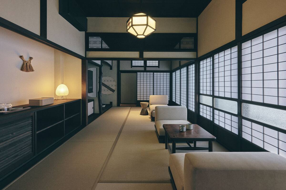 Standard Triple Room | In-room safe, WiFi (free), bed sheets