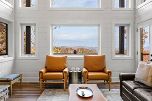 TV, fireplace - Epic Heated Deck • Fireplaces • Views (Sevierville)