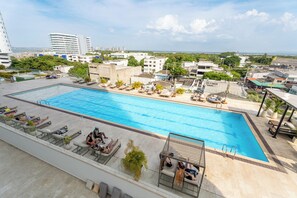 Utomhuspool