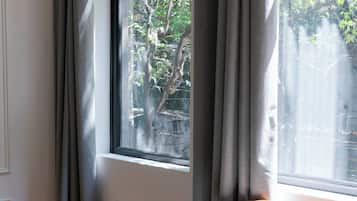 In-room safe, desk, laptop workspace, soundproofing