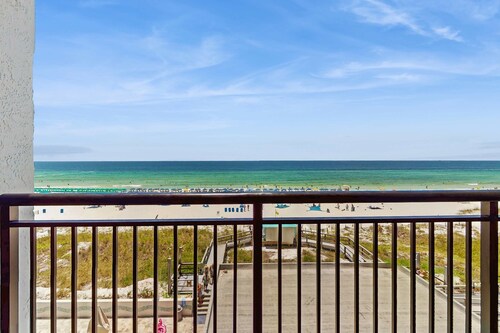 Gulf front condo, Pools, hot tub, and gym