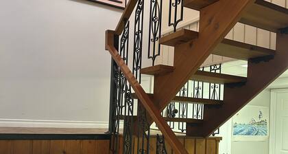 Chalet Style, Lakeview Cottage