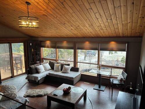 Chalet Style, Lakeview Cottage
