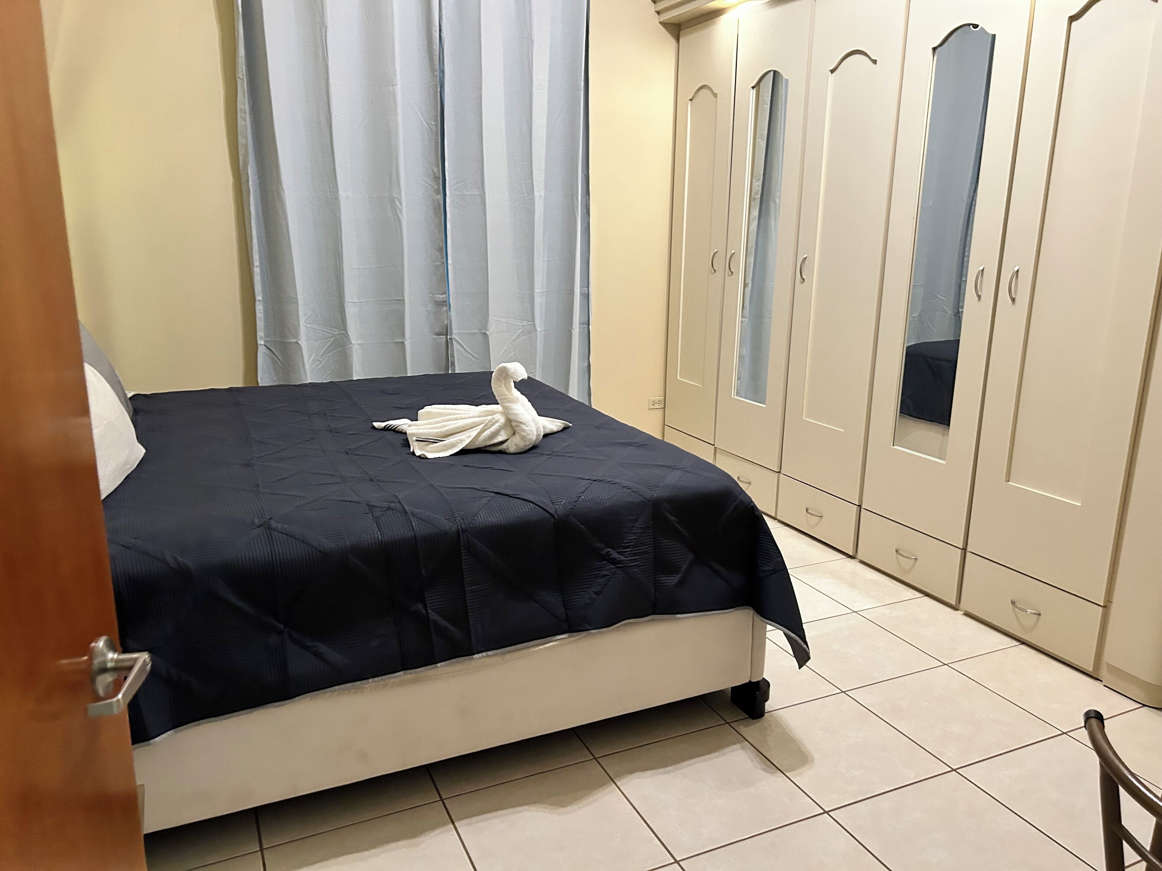 2 bedrooms, iron/ironing board, WiFi, bed sheets