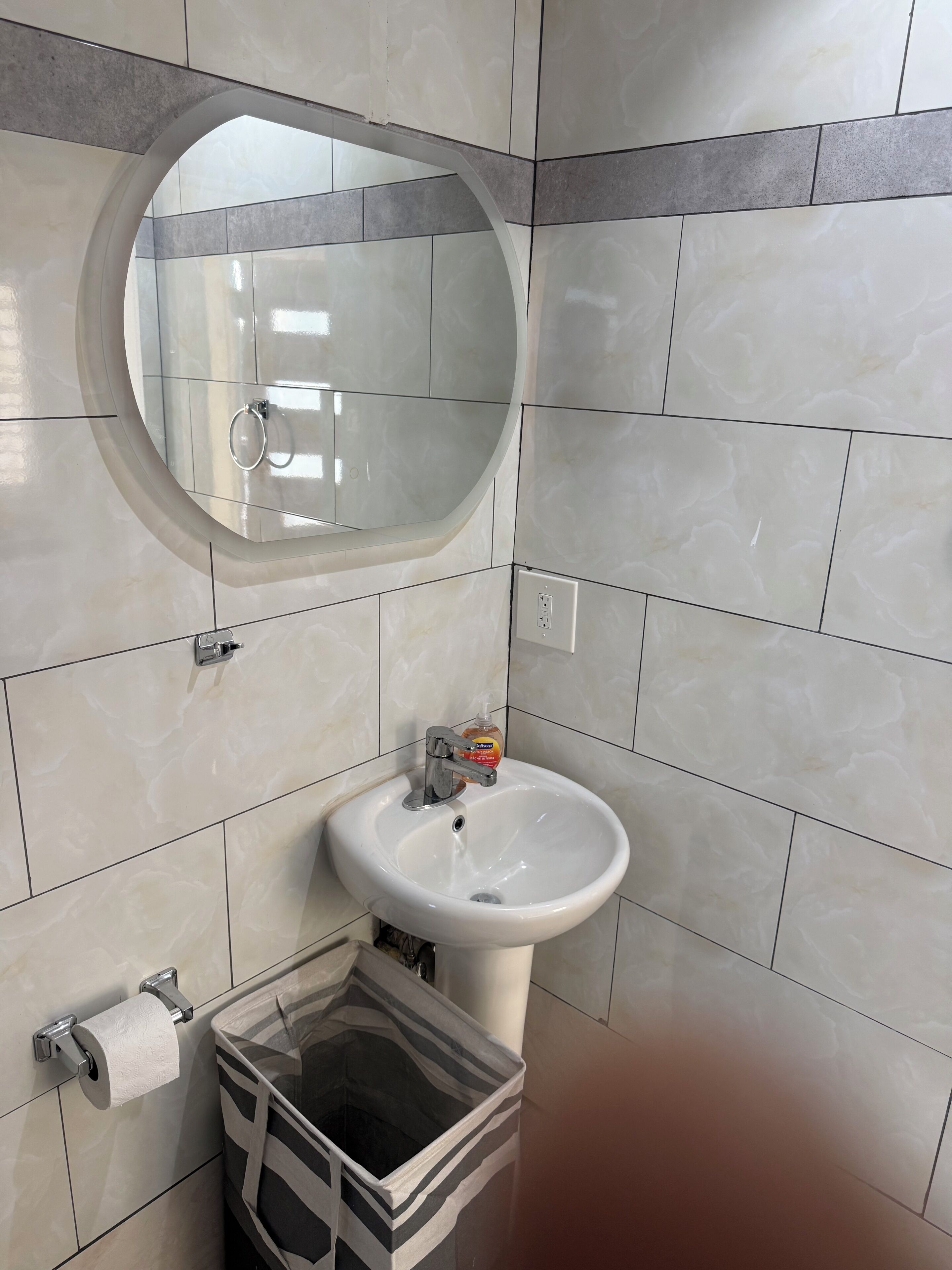 Shower, towels, soap, toilet paper