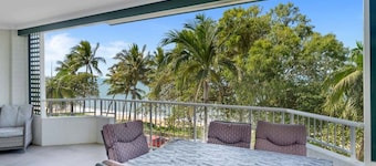 Costa Royale 3 Bedroom Beachfront Apartment 9