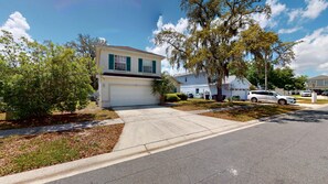 Exterior - Peaceful 1-bedroom rental with AC in welcoming Davenport (Davenport)