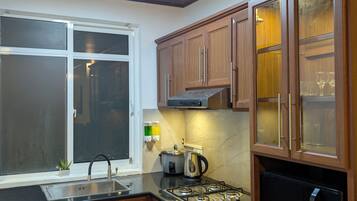 Leilighet – comfort, balkong, utsikt mot høyde | Eget kjøkken