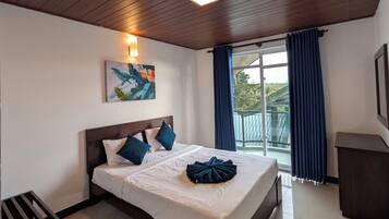 Deluxe Apartment, Balcony, Mountain View