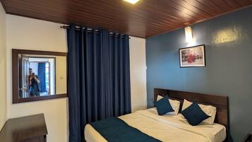 Deluxe Apartment, Balcony, Mountain View | Wi-fi percuma