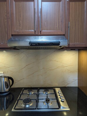 Comfort appartement, balkon, uitzicht op heuvels | Privékeuken