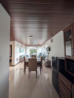 Deluxe Apartment, Balcony, Mountain View | Living area - The Lakeside Stay (Nuwara Eliya)