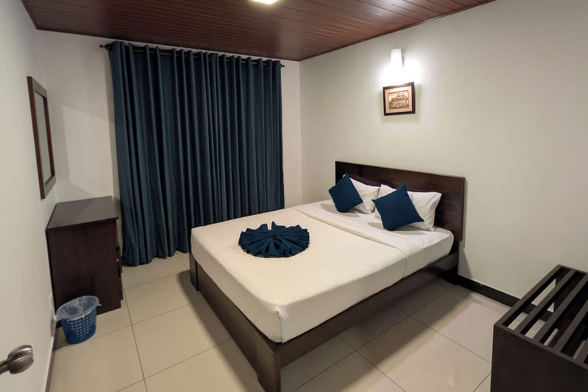 Comfort appartement, balkon, uitzicht op heuvels