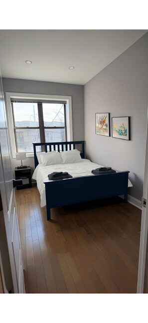 Room - Private 2-bedroom Apartment in Central Brooklyn w (Brooklyn)