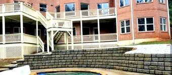 The Sandy Shores Estate Heated Pool, Hot Tub, Theater & Game Lounge