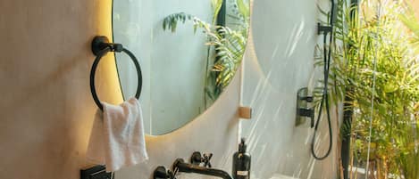 舒适客房 | 浴室