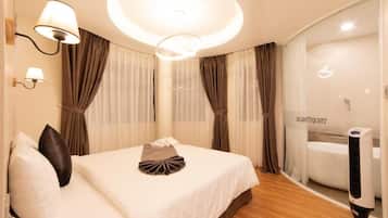 Luxury Suite, City View