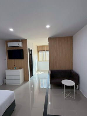 Superior Room | Living area - I Am Daily Mansion (Pluak Daeng)