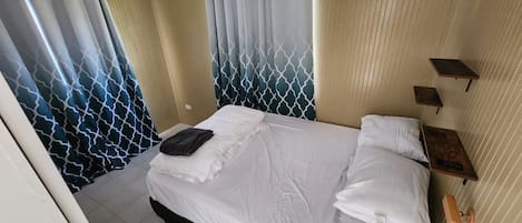 3 Schlafzimmer, Bügeleisen/Bügelbrett, WLAN, Bettwäsche