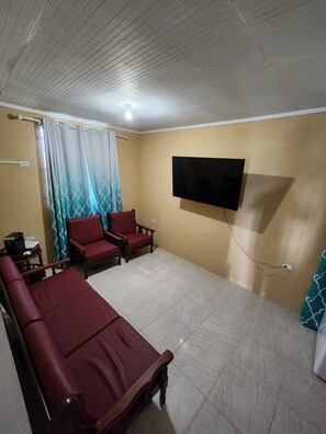 Living area - Charles Arthur Cottage: real Bajan village life for worldschooling families (Jackmans)