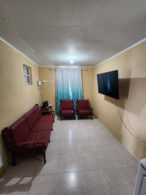 Living area - Charles Arthur Cottage: real Bajan village life for worldschooling families (Jackmans)