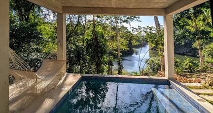 Villa Ella • Riverfront Pool • Near San Ignacio