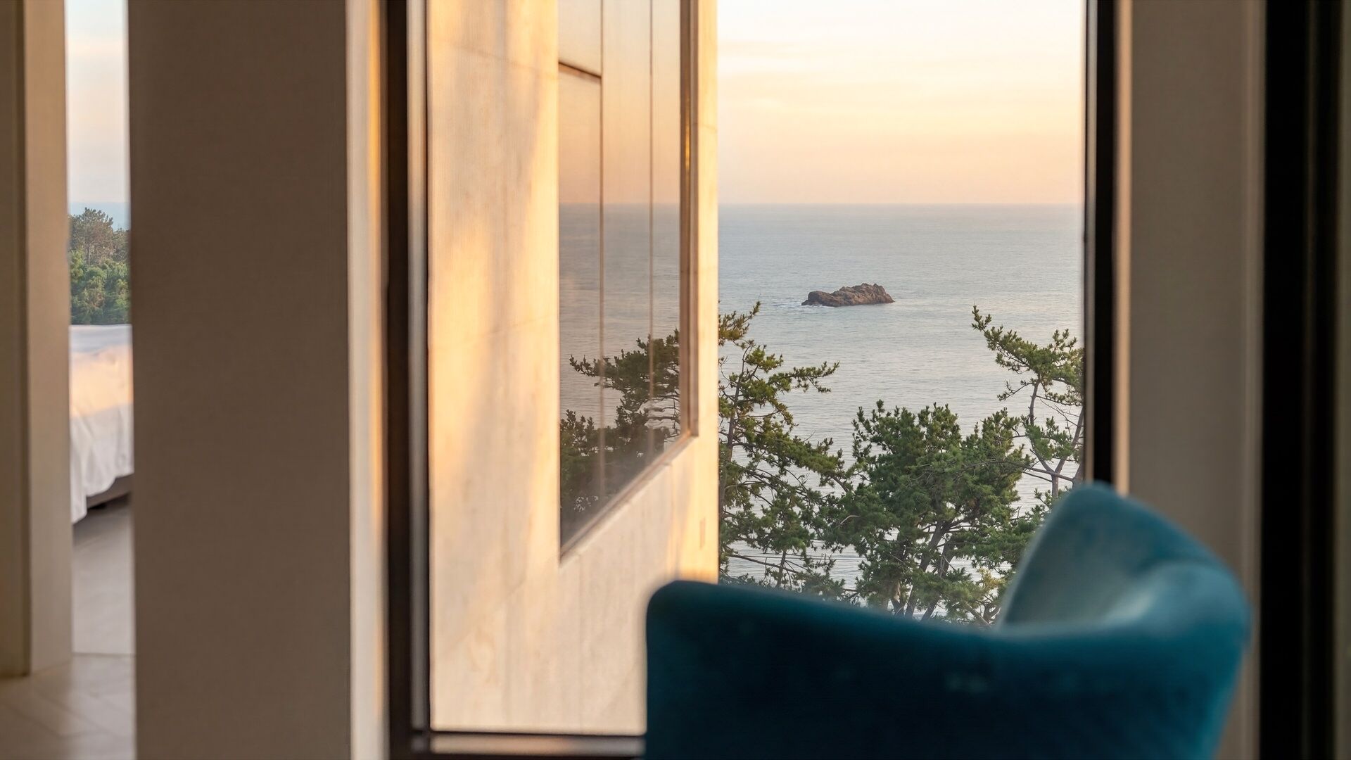 Basic Room, 2 Bedrooms (Sol  (random3/Ocean View / Pool)) | 2 bedrooms, free WiFi