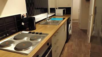 Shared Dormitory, 1 Bedroom, Smoking | Interior