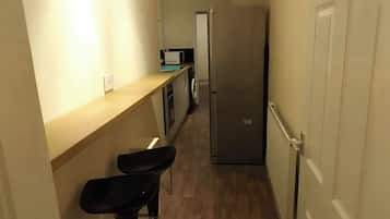 Shared Dormitory, 1 Bedroom, Smoking | Dining room
