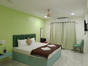 Room - 3 Wonders Tarkarli Hotel & Restaurant (MH)