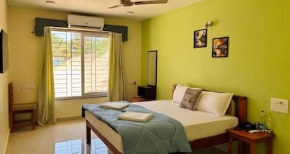 3 Wonders Tarkarli Hotel & Restaurant