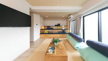 Family Room | Free WiFi, bed sheets