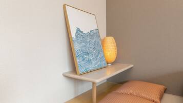 Twin Room | Free WiFi, bed sheets