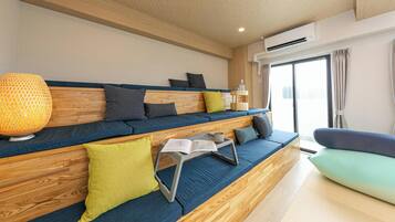 Deluxe-Studiosuite, Stadtblick | Innenbereich