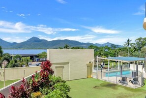 Pool - Belle Escapes Ships & Sips (Cairns)